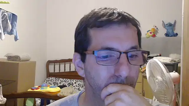 steph19x5's Stripchat show and profile