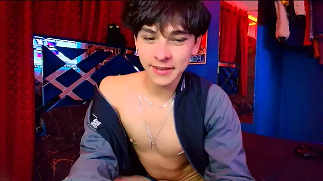 Luke_Howland live sex cam