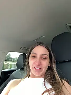 DoriDeluxe66 live sex cam