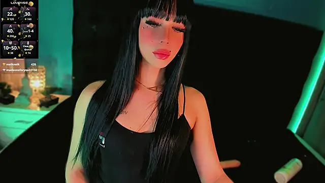 Alicebby_bigCock19 live sex cam