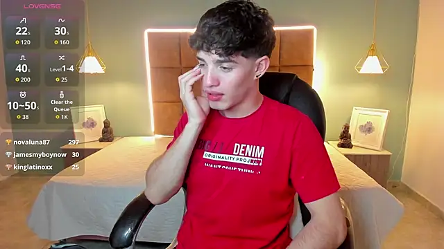 AlejooTwink live sex cam