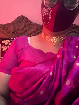 Saguphtah_Chattergy_22's cam snapshot