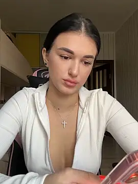 Julietta_a live sex cam