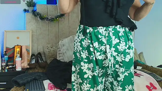 Devora_mature65 live sex cam