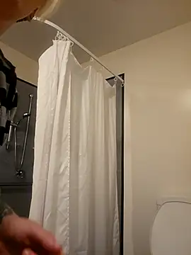 PinkTheHawk live sex cam