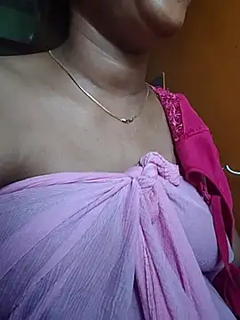 Tamilnandhini's cam snapshot