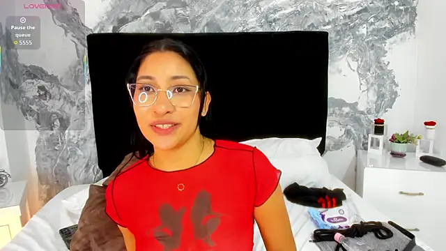 lilithDraven_'s cam snapshot