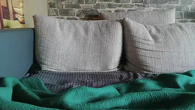 mysterious_daydreamer's cam snapshot