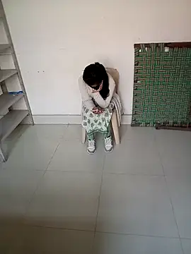 Sunita-collage's cam snapshot