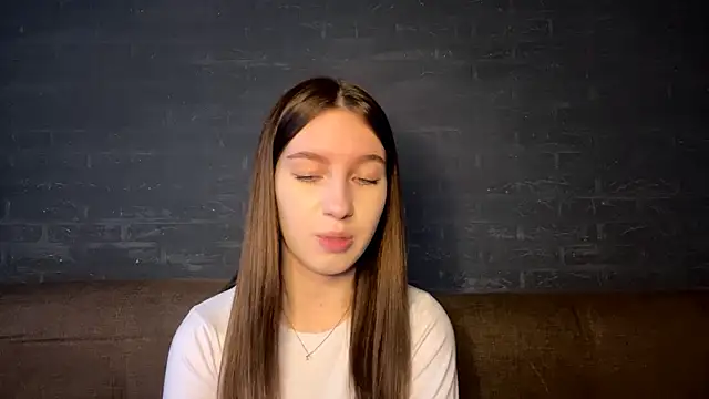 CindaWinn's cam snapshot