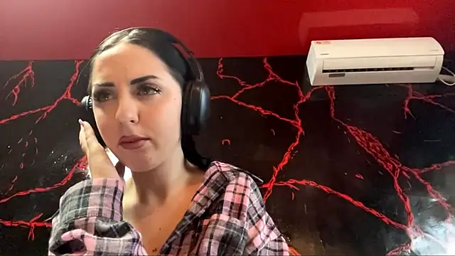 CindyFlowers's cam snapshot