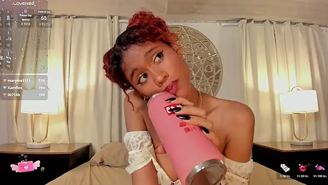 Aprillbrunette's cam snapshot