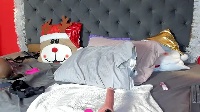 YayaHilton's cam snapshot