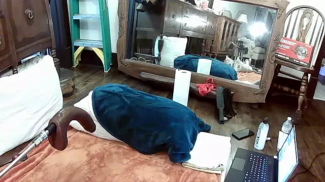 MaxJr8008's cam snapshot