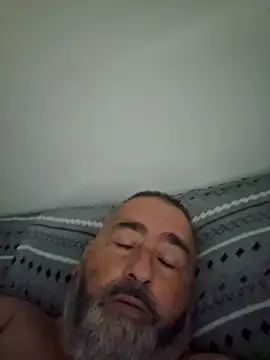 polla_calientes47's Stripchat show and profile