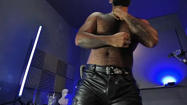 BeardAndrew live sex cam