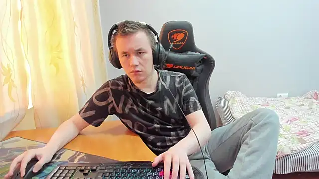 iliaskrislove live sex cam