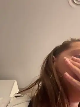 Wildmaca live sex cam