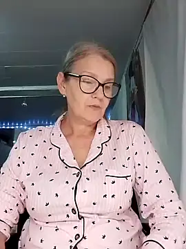 irinamaux live sex cam