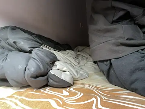 nycg0999's cam snapshot