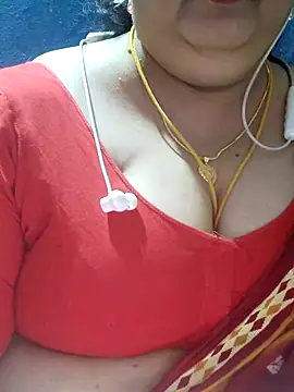 tamilthanushri live sex cam