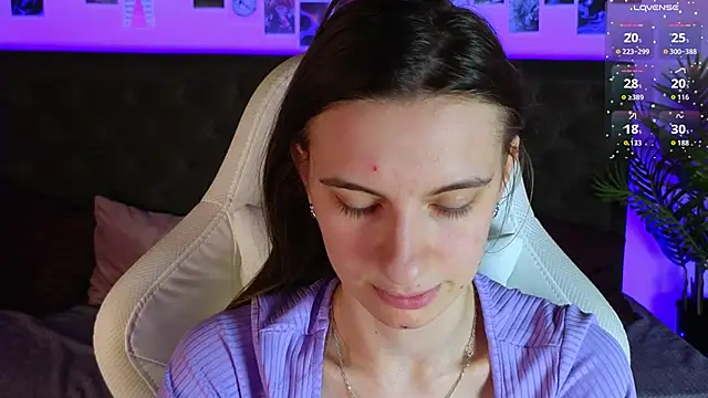 kaleriyaa_ live sex cam