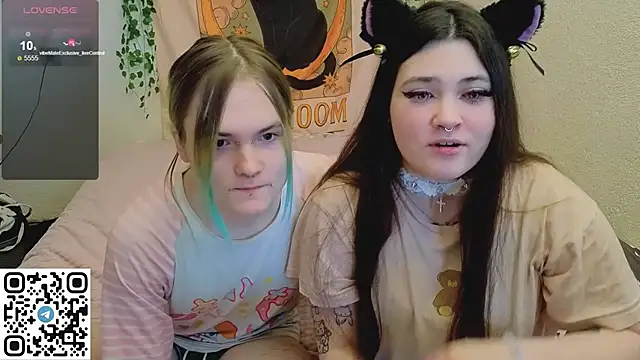 _Sweetie_Kitty_ live sex cam