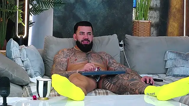masterkingofmusclee live sex cam