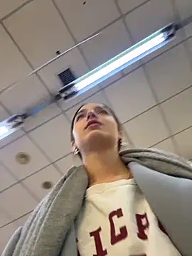 DollyTall live sex cam