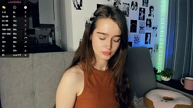 lovelyalivia live sex cam