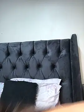 Anaelle24 live sex cam