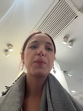 DollyTall live sex cam