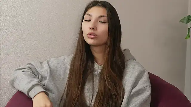 LonaDonn's cam snapshot