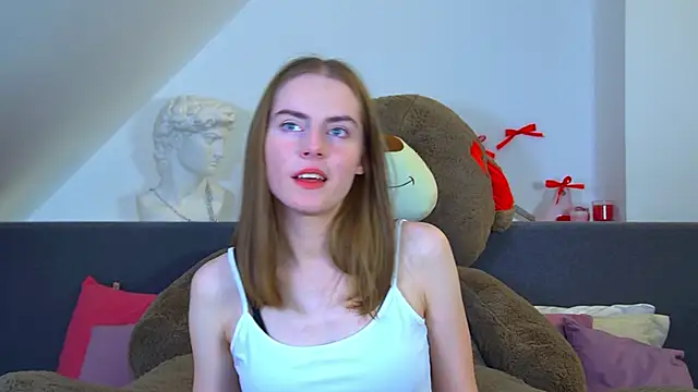 LiliLombroso's cam snapshot