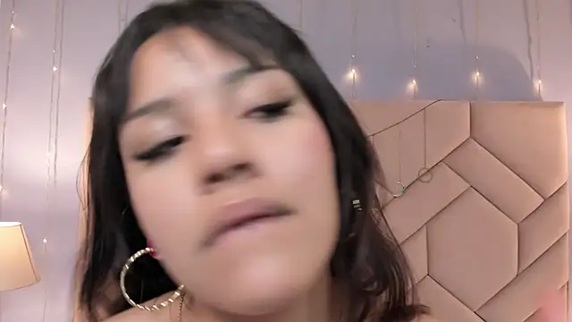 KloePrice's cam snapshot