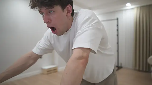 tommyjoyer live sex cam