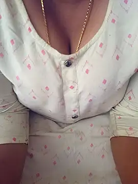 Mathi_cam's cam snapshot