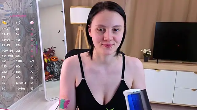 MaryCoopeer's cam snapshot