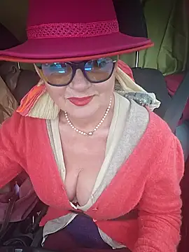 Hot-Muci's cam snapshot