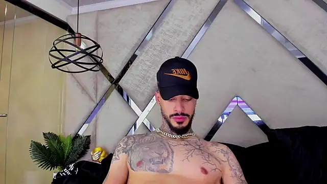 VinzenzRizzo's cam snapshot