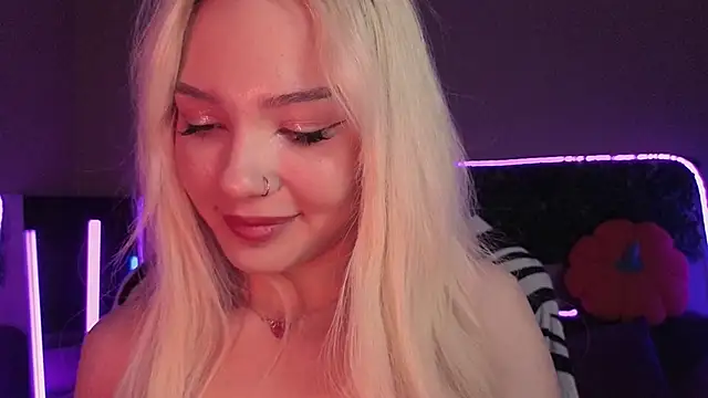 SandraBoyl's cam snapshot