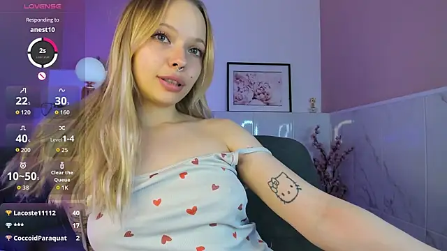 lucy_loy's cam snapshot