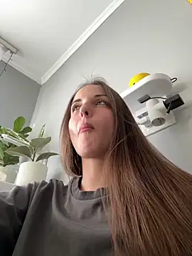 AmiLavs live sex cam