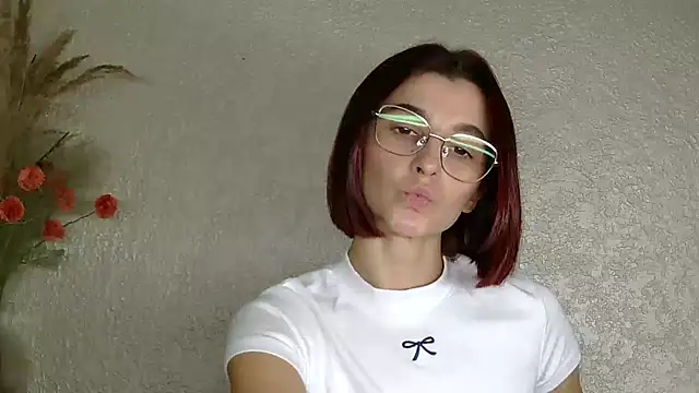 luna_Gharming live sex cam