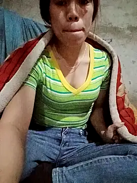 nhinhi-sexy's cam snapshot