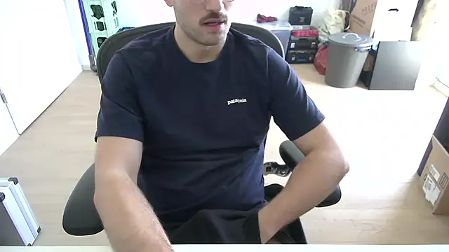 taallguyy_196 live sex cam