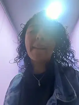 Amareto_'s cam snapshot