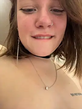 lucy-joy live sex cam