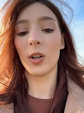 LilluKatten live sex cam