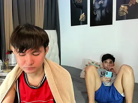 Sweetbigcockboy live sex cam